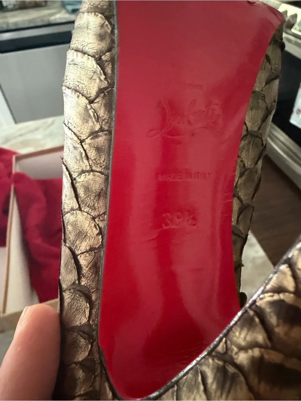 Christian Louboutin Feticha Booty Python Bronze 39.5 - Picture 7 of 8